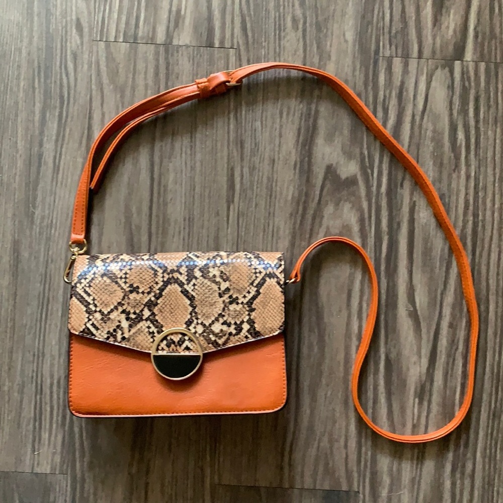 Snakeskin vieta purse